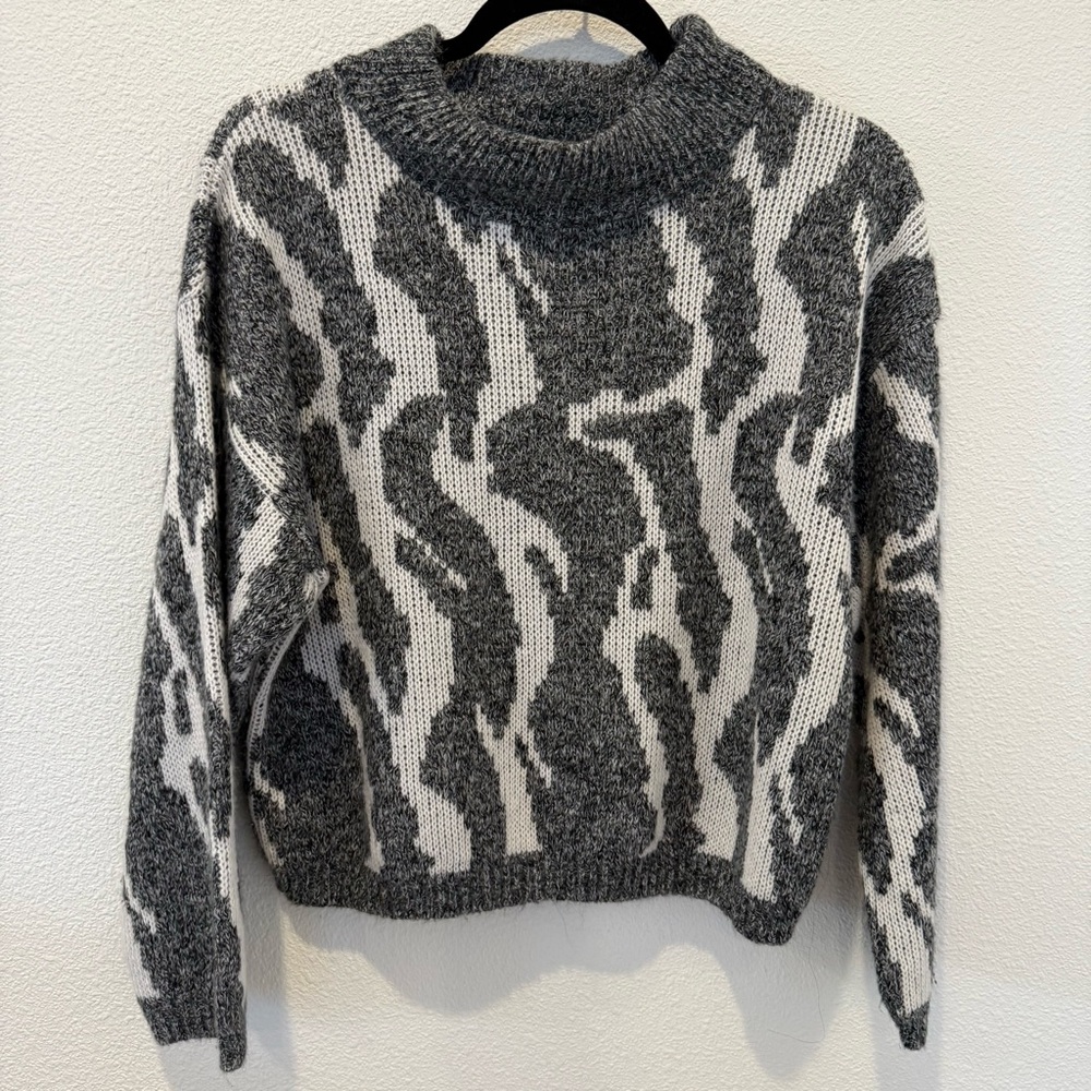 Vtg Croquet Club 80s 90s Crop Sweater Animal/Geometric All Over Print Made in US